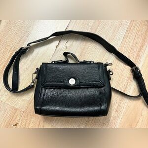 Jessica Moore Adjustable Black Crossbody Bag